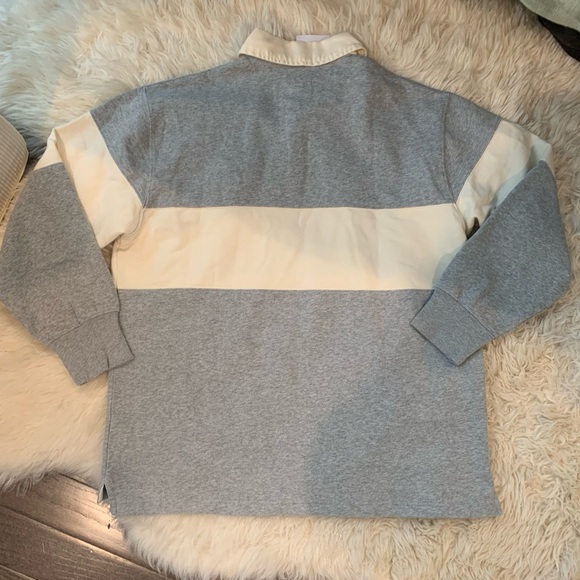 AE 🤾🏼♀️ Rugby Style Collard Sweatshirt - Picture 4 of 4